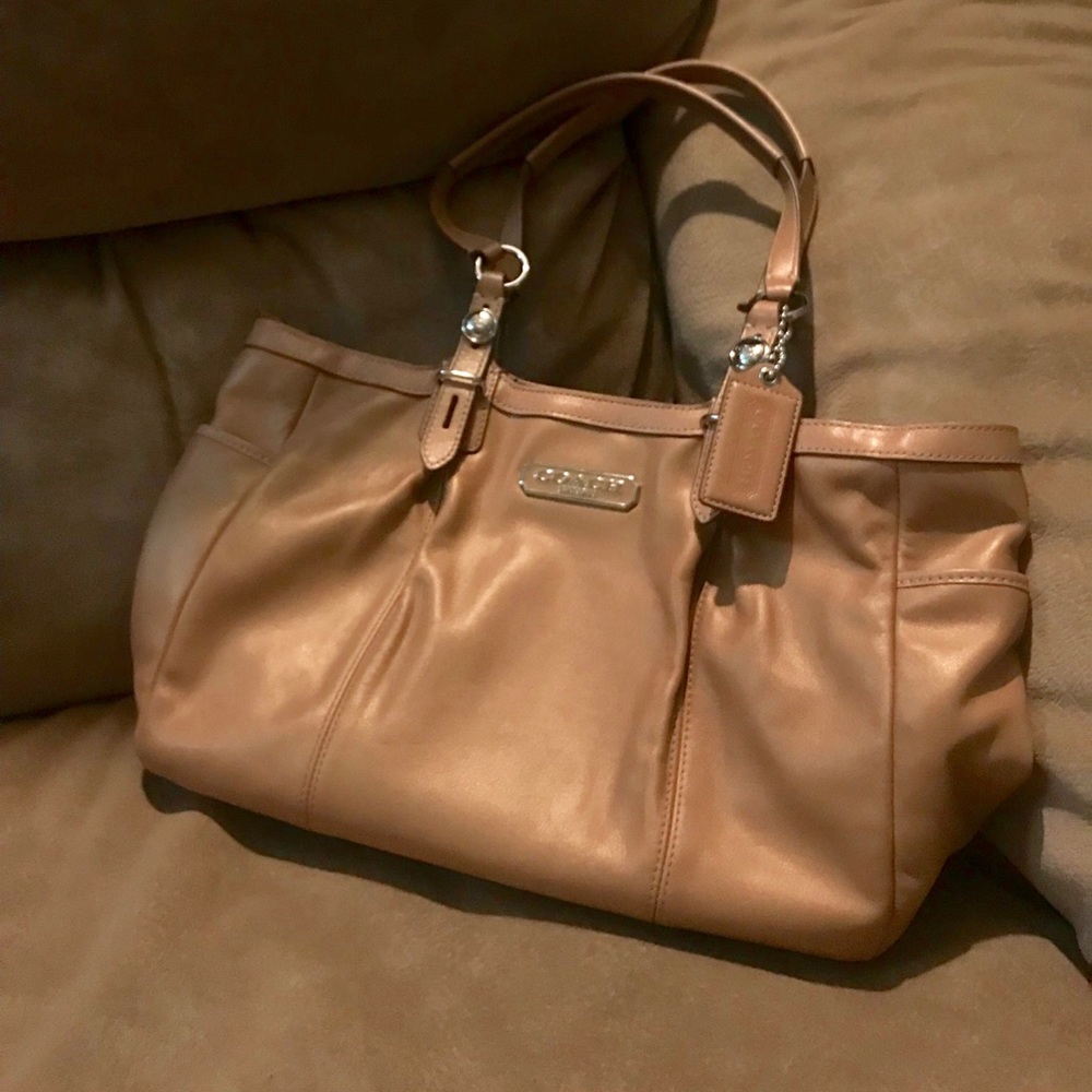 COACH Shoulder Bag